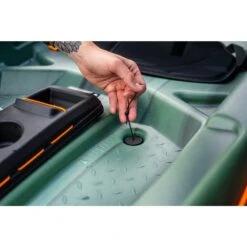 Scupper Plugs For Kayak. Pack Of 4. Small -Pelican 4340c99d6c52cbd7788e09b69bae6a937c4a66e0